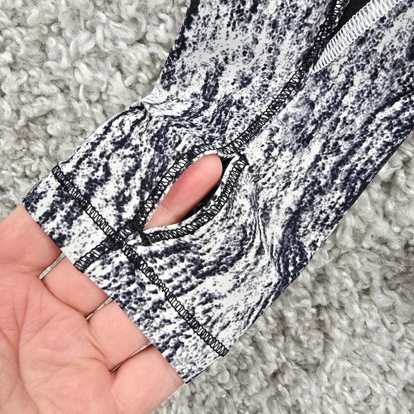 Lululemon Runbeam Hoodie Womens Small Black White Texture Twist Active Running - Picture 4 of 11